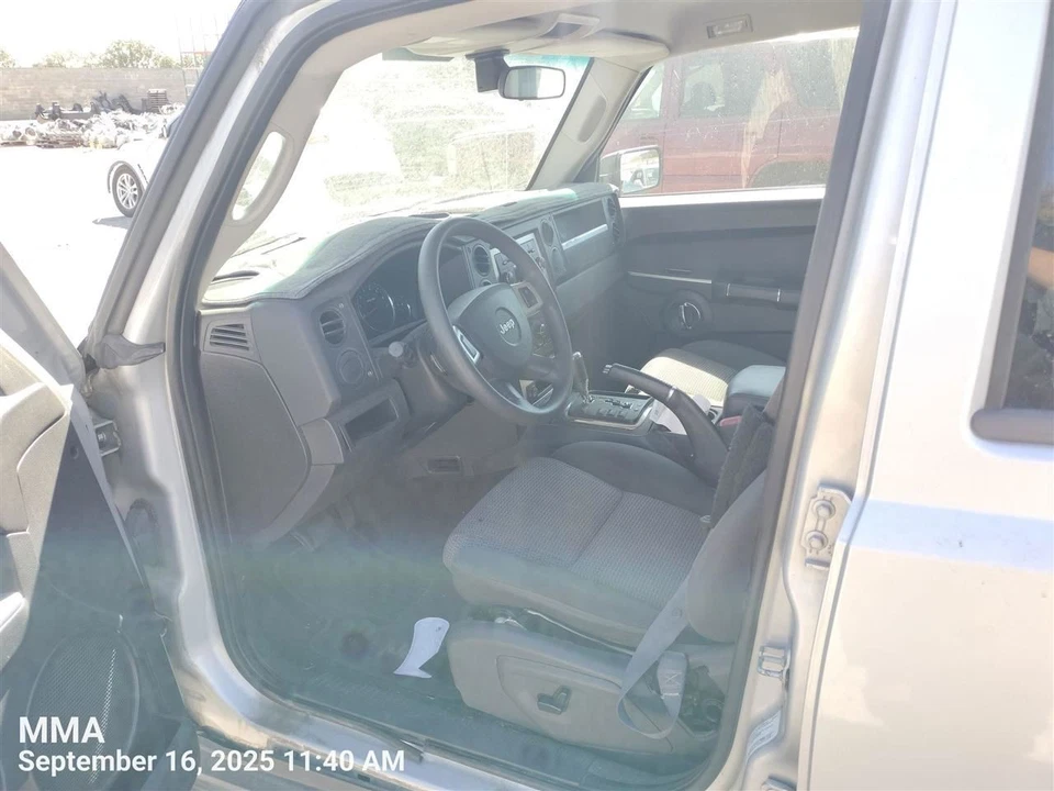 Cuadro de instrumentos velocímetro Jeep Commander 2009-2010 Foto 4 de 4