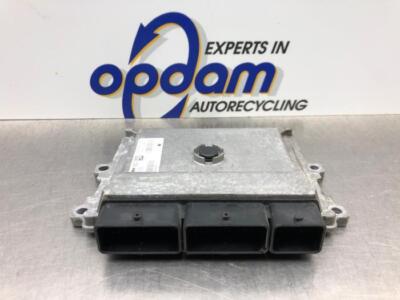Steuergerät Motor Dacia Sandero II SD 237103008R P21311206