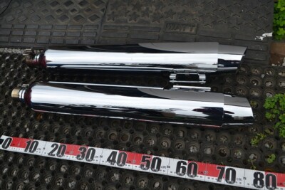 Harley Davidson FLHTCU 65748-09 65949-09 Touring Exhaust Silencer