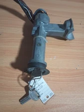 90 91 92 Toyota Corolla Ignition Switch W/Key (Manual) 45020-12-6