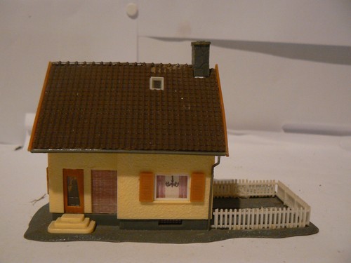 Maquette HO   Pavillon avec balcon et sa terrasse KIBRI réf: 3118 | Condition: Occasion