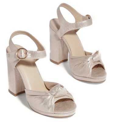 oasis block heel sandals
