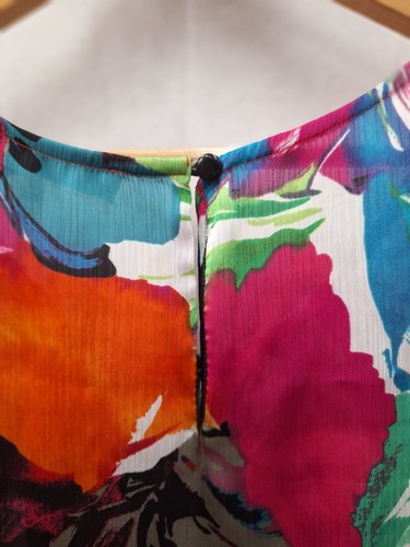 Nipon Boutique Sleeveless Floral Blouse 2X Vibrant Print Lightweight - Picture 7 of 8