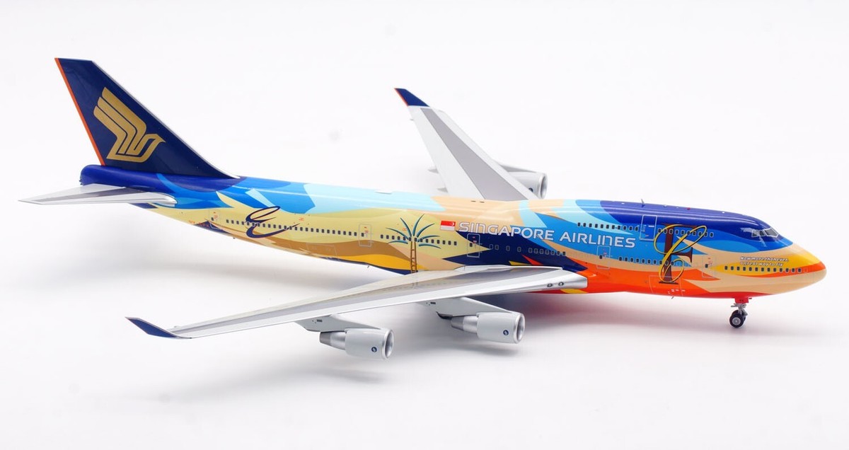 SQ Wings 1:200 Singapore Airlines Boeing B747-400 Diecast