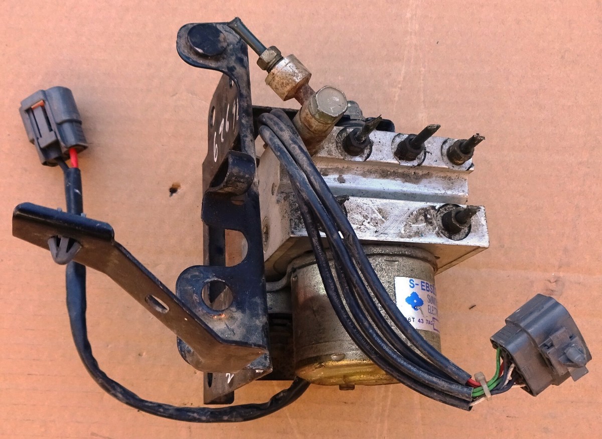 G06T 43 7A0 UNIT ASSY-ABS PUMP MAZDA CAPELLA GE14J 626 MODEL 1992