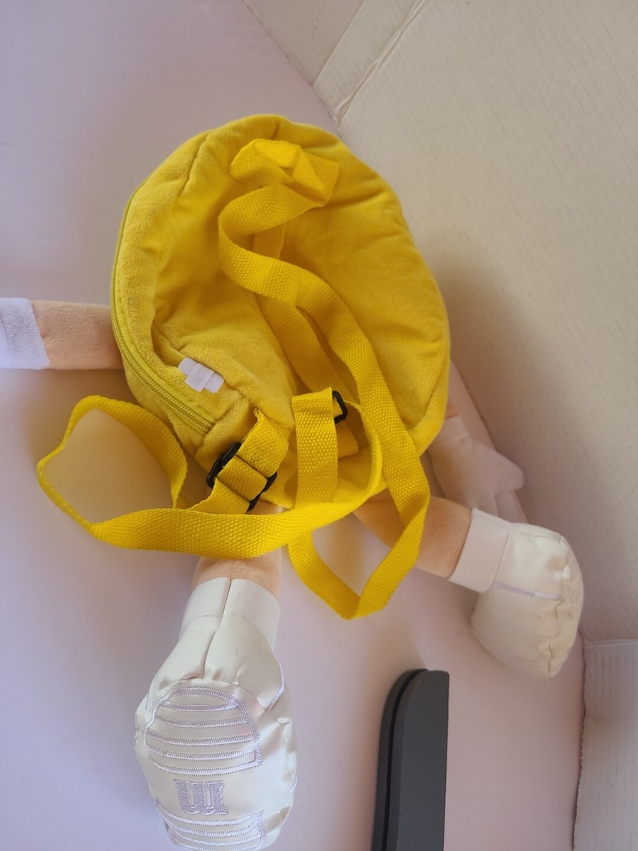 p*l様 M&M's イエローマスコット お菓子入れ M&M's Sweets Plush Backpack Soft Toy Rare Yellow Bag