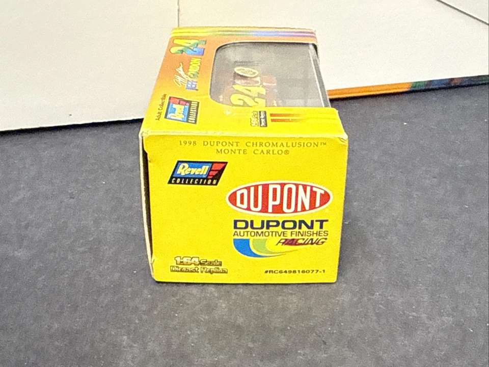 1998 Jeff Gordon #24 DuPont Chromalusion NASCAR Revell Diecast Novo em escala 1/64 - Imagem 4 de 4