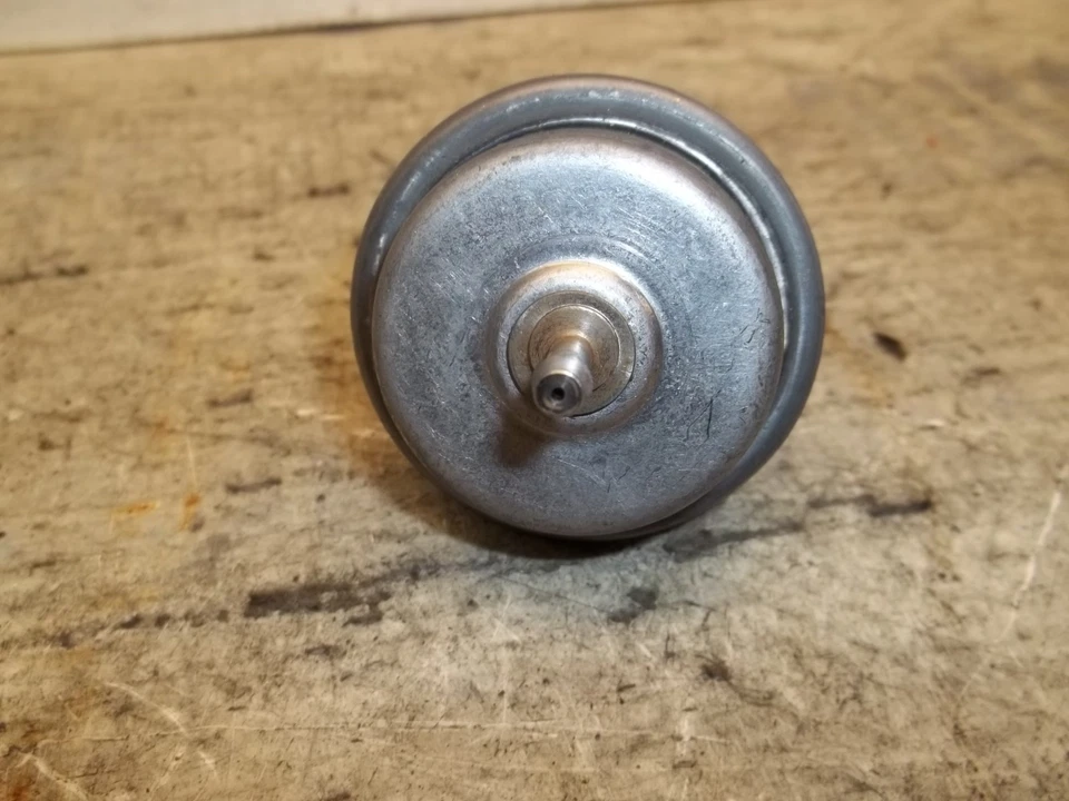 Válvula de liberación de vacío de freno de emergencia GM Deville Seville Eldorado Fleetwood OEM Foto 4 de 4