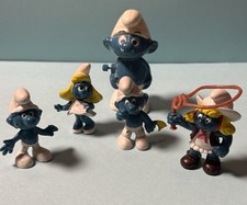 VTG Smurfs Figures Set Of 4  Wind Up Smurf Schleich  Peyo