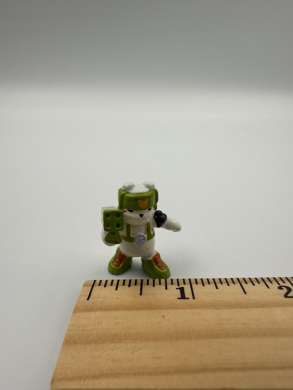 Kumamon Chackmon Digimon Mini Figure 2002 Bandai H-T 1 PVC