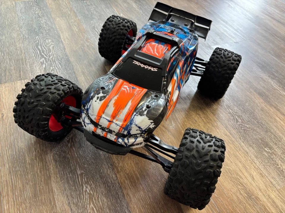 Traxxas E-Revo 2.0 VXL-6S TSM Brushless Monster Truck - Image 4 of 4