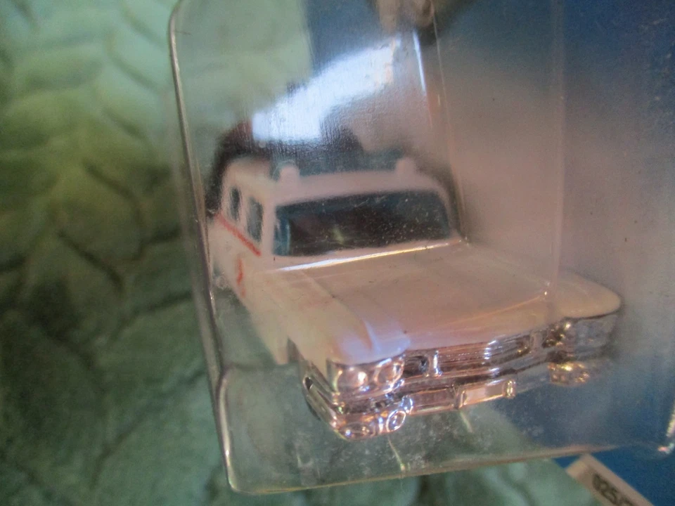 Nuevos modelos Ghostbusters Ecto-1 Hot Wheels 2010 Foto 3 de 4