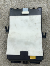 2005 2006 Ford Mustang Body Control Module Bcm Cabin Fuse Box - 5r3t-14b476-fb