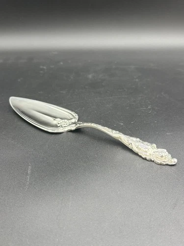 LOVE DISARMED REED & BARTON STERLING SILVER PIE/CAKE SERVER  9 3/4 INCHES