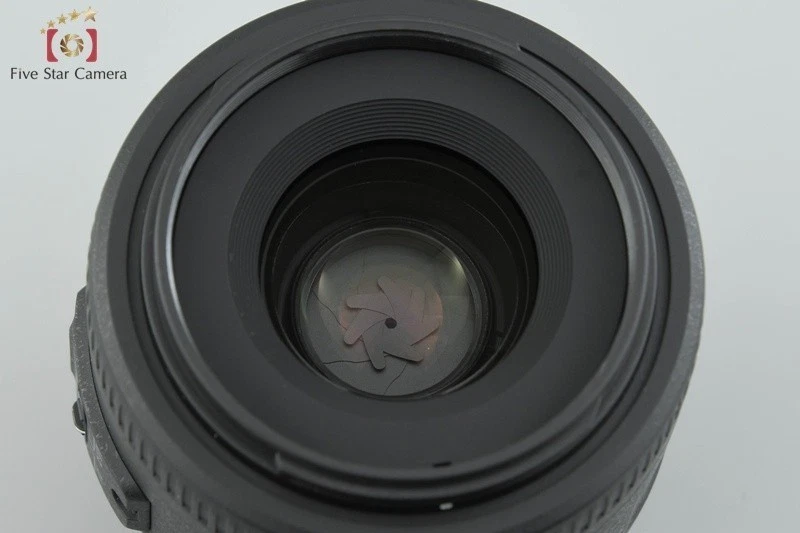 Nikon AF-S DX NIKKOR 35mm f/1.8 G [casi como nuevo] - Imagen 2 de 4