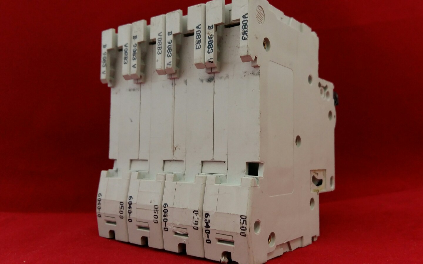 SCHNEIDER MERLIN GERIN 25A MCB MOTOR RATED 2 POLE 2 PHASE D TYPE