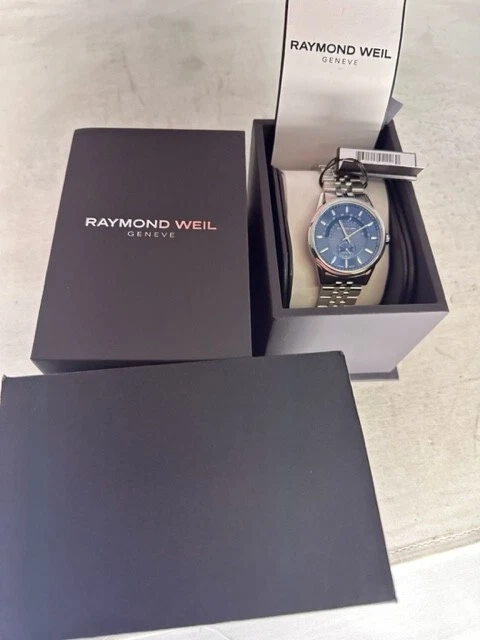 Raymond weil freelancer half moon sales