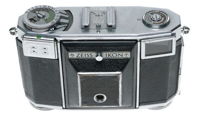 Zeiss Ikon 533/24 Contessa 35 Folding Camera Opton Tessar 1:2.8