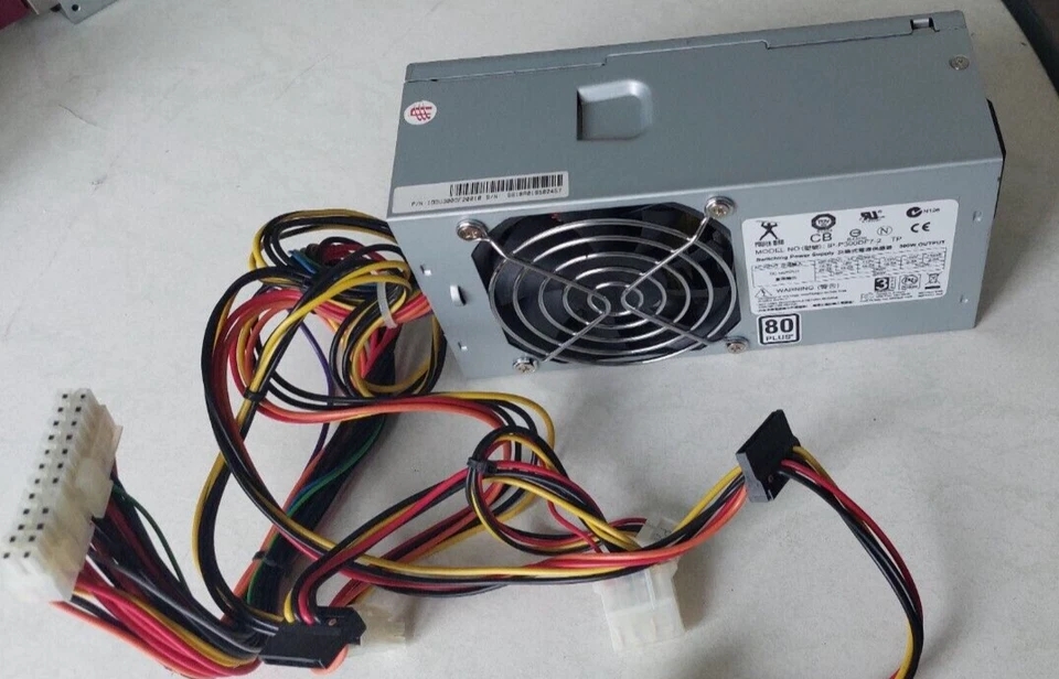 Power Man - IP-P300DF7-2 - 300W SATA Molex FDD ATX 20+4 - Used - Image 4 of 4