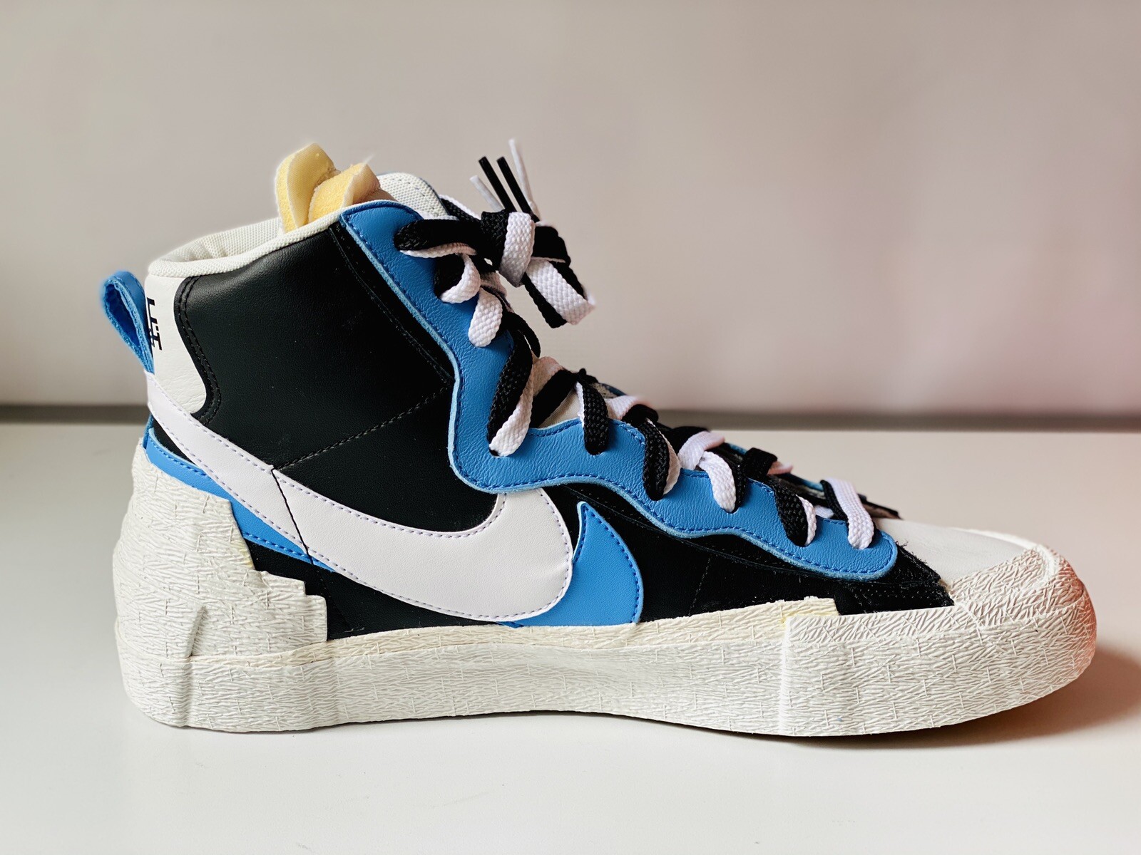 nike blazer high sacai white black legend blue