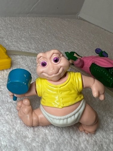 3 Vintage McDonalds Figures THE DINOSAURS TV Show SINCLAIR FAMILY - Picture 3 of 15