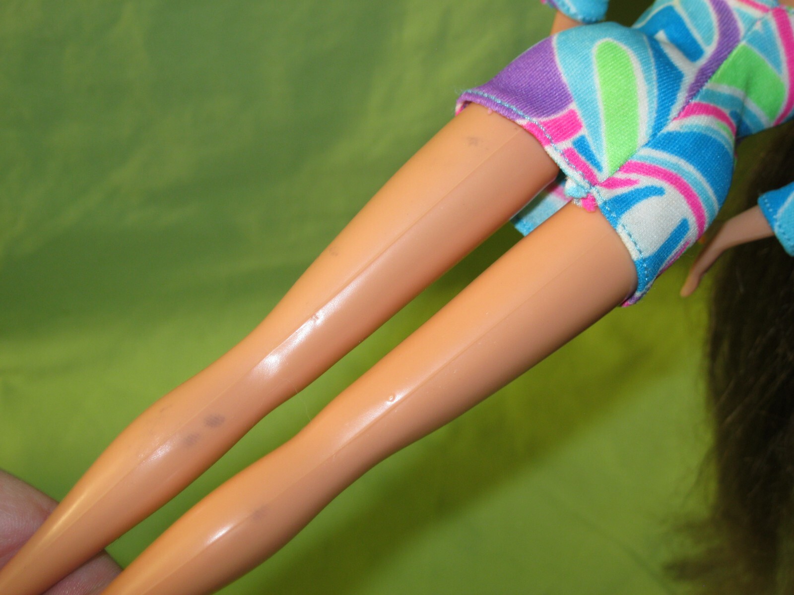 #1117 VINTAGE 1991 Extra Long TOTALLY HAIR Brunette BARBIE DOLL +Dress &Earrings