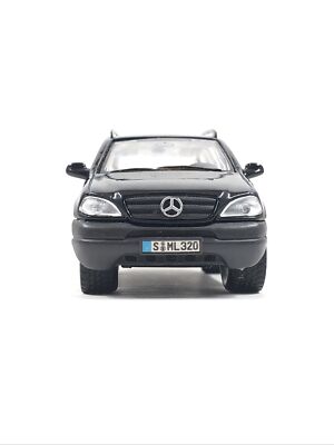 Maisto Mercedes-Benz ML 320 1:41 Black Car Loose | eBay