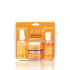 VLCC Pedi Glow Foot Care Kit - Keeps Your Feet Clear, Soft - 100g + 200ml