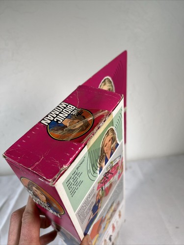 Figura Kenner La Mujer Biónica 1977 De Colección 12" Nuevo Monedero Misión Nuevo Caja Abierta Nuevo en Caja - Imagen 4 de 10