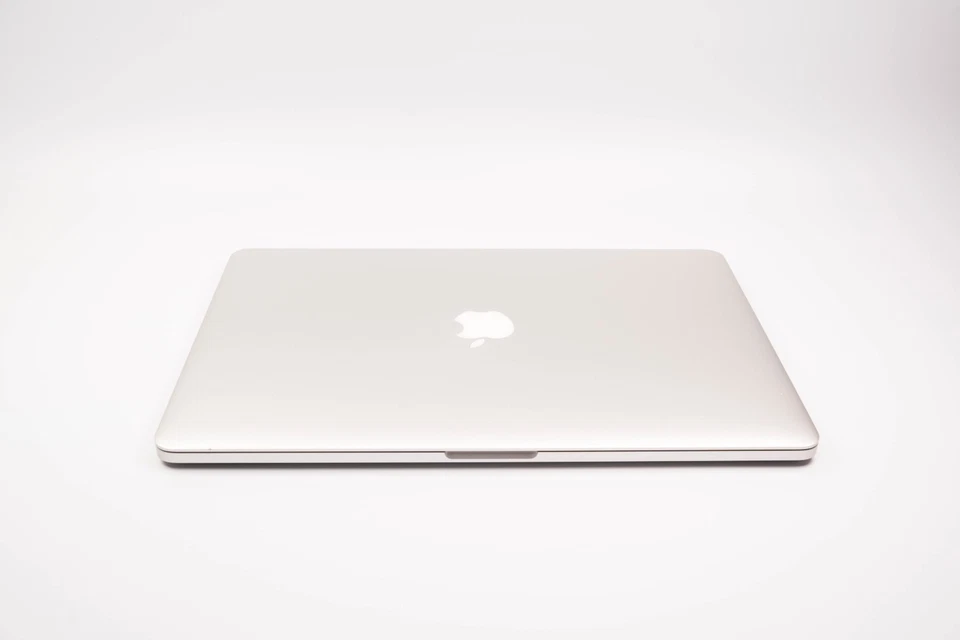 Apple MacBook Pro 15 Retina 2.5GHz i7 16GB RAM 512GB SSD 2015 R9 M370X 3 - Bild 4 von 4