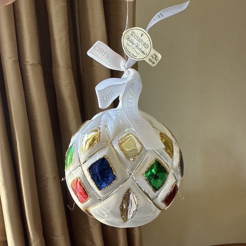 New In Box Waterford Holiday Heirlooms Lismore Ice Radience Ball Ornament