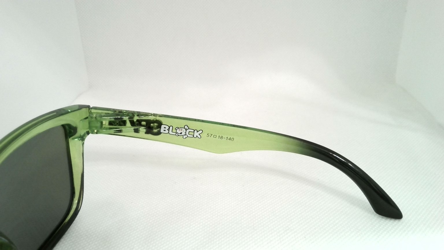 Spy Optic Helm Block Translucent Green Frames Pur… - image 8
