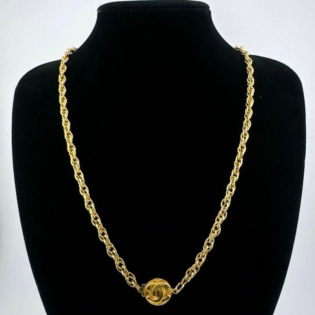 Collana lunga vintage originale CHANEL marca cocco catena placcata oro