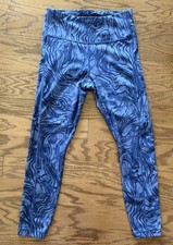 Athleta Ultimate Stash Pocket 7/8 Tight Leggings Dark Navy Blue Print Size Small