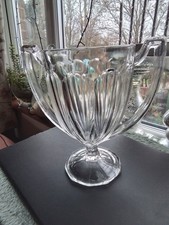 ART DECO DAVIDSONS GLASS CHIPPENDALE TROPHY VASE CIRCA 1930