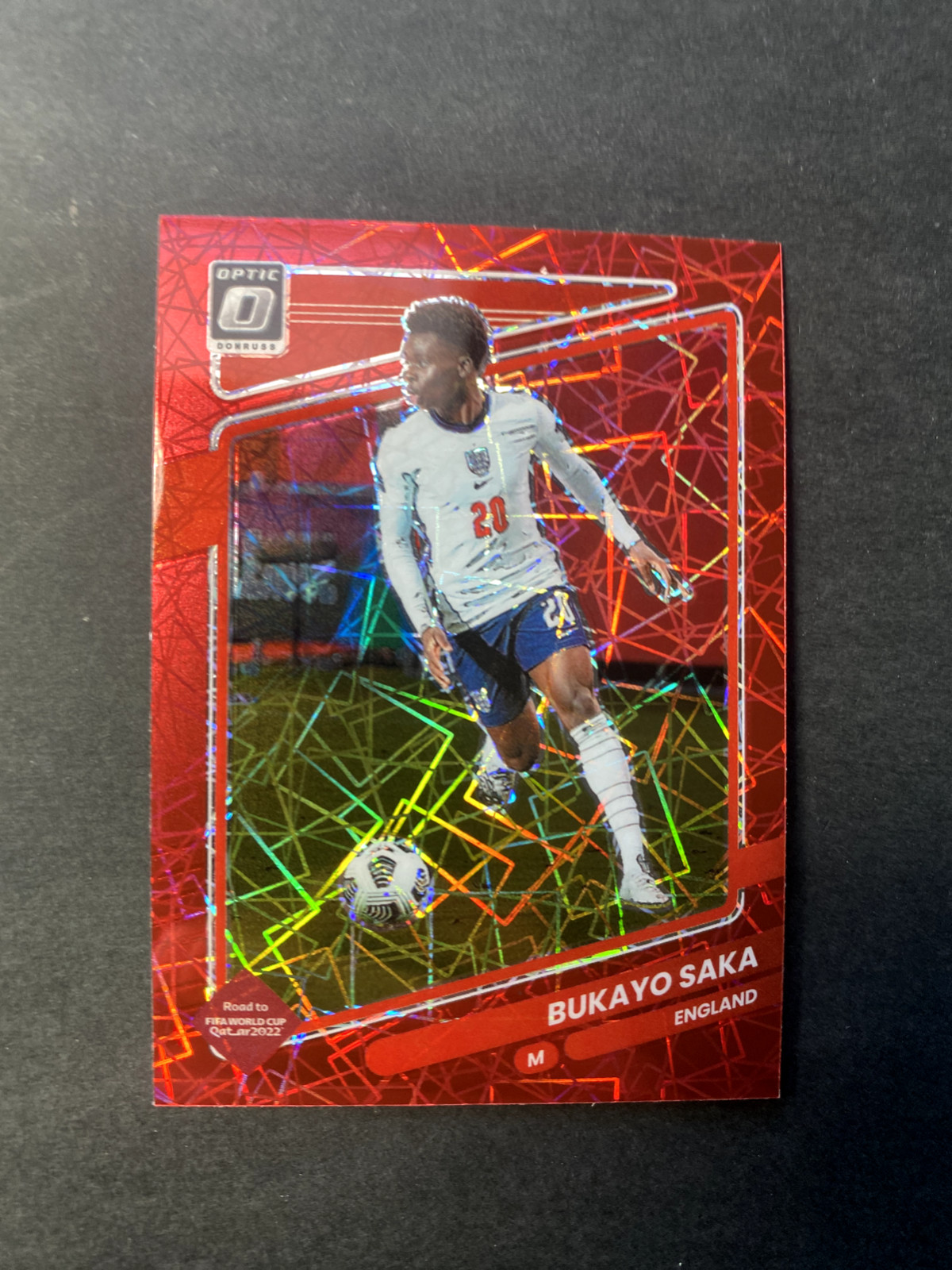2021-22 Panini Donruss Optic BUKAYO SAKA Red Velocity PRIZM SP #54 England