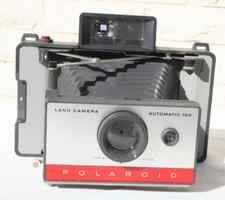 Vintage Polaroid Automatic 104 Land Camera No Cover Untested