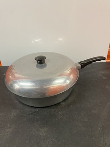 Crest Hand Cast Aluminum 11” Skillet/Fryer Pan W/ Basting Lid By Aluminum Craft