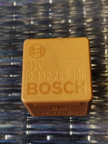 0332209136 реле bosch
