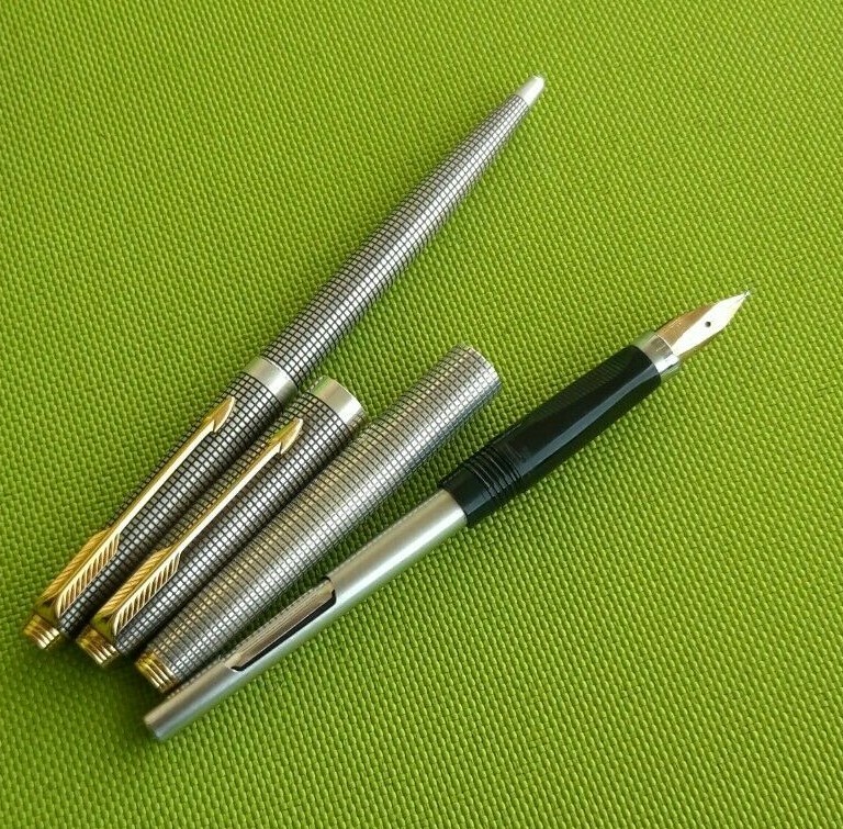 Parker - Fountain pen - 75 Sterling Cap & Barrel (925 Silver