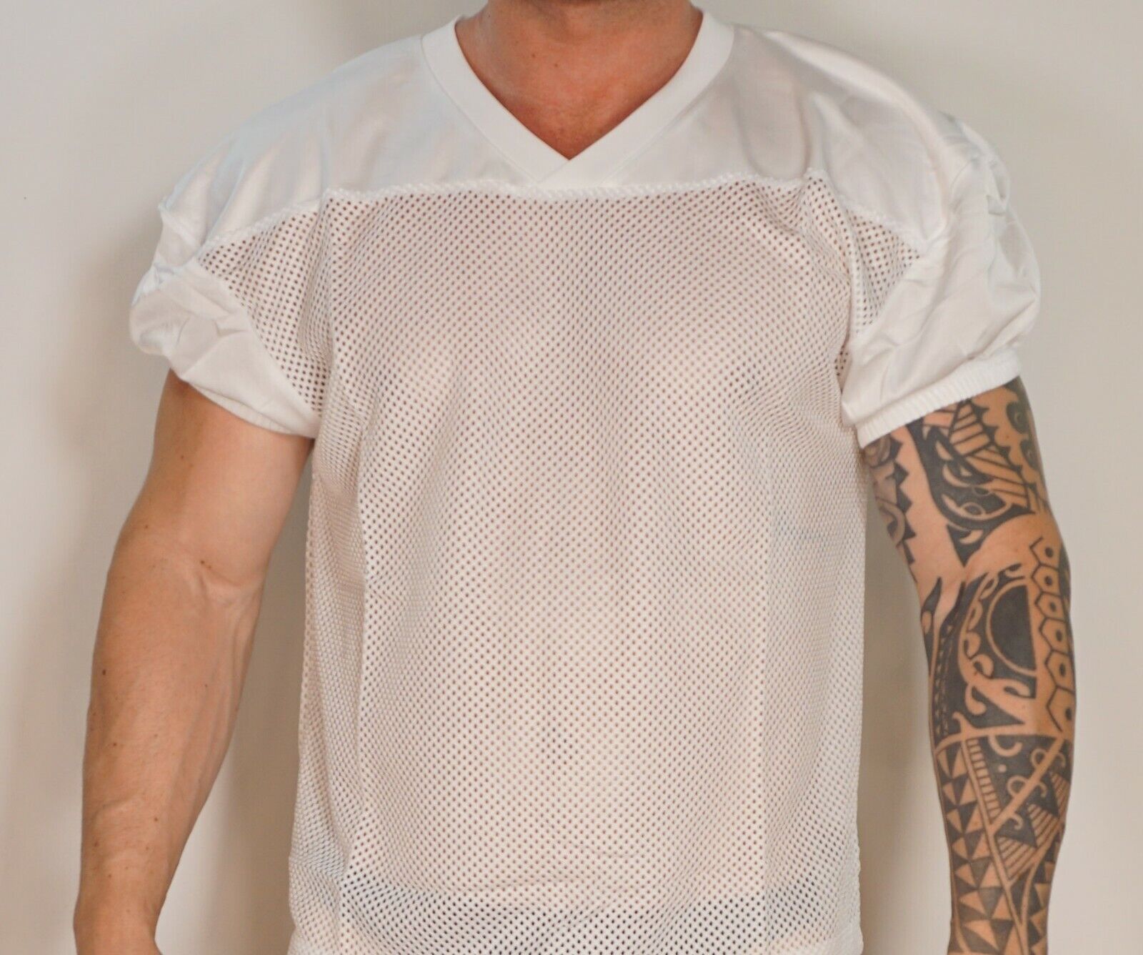 MEN'S WHITE MESH FOOTBALL JERSEY ADULT S/M