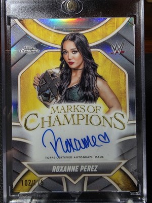 2025 Topps Chrome WWE Roxanne Perez (102/175) Marks Of Champions Auto Refractor