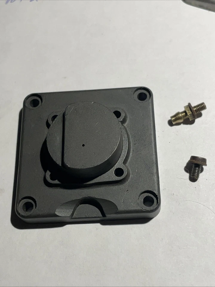 Montaje en placa posterior Supertigre G20/19 y 23, G15 Goodyear (entrada rectangular). RARO Foto 2 de 4