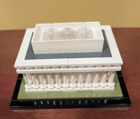 LEGO Architecture Lincoln Memorial 21022 Complete with Manual