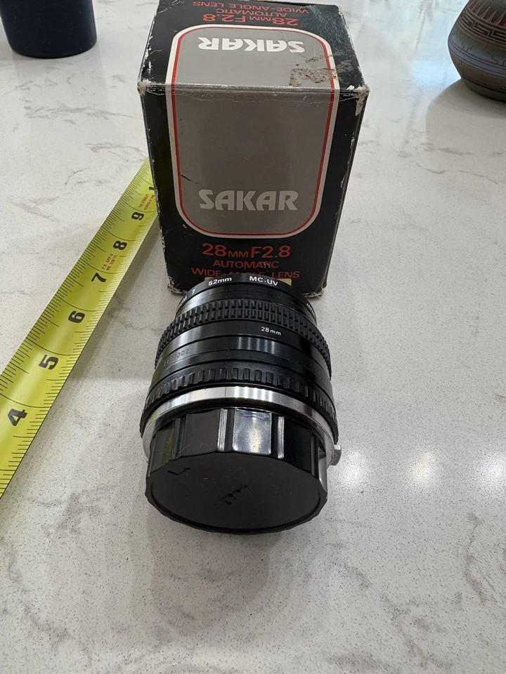 Lente gran angular Sakar Auto 28 mm f/2,8 en caja Foto 3 de 4
