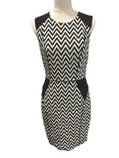 H&M Black White Chevron Sheath Dress Womens Size 10 Sleeveless Open Back Zip