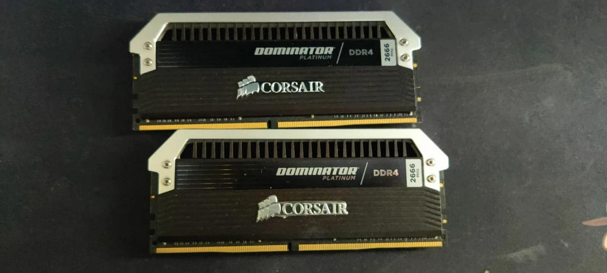 メモリー CORSAIR DDR4 PC4-21300 8GBx2 Corsair PC4-21300 (DDR4-2666) Bus Speed Computer RAM 8 GB Capacity