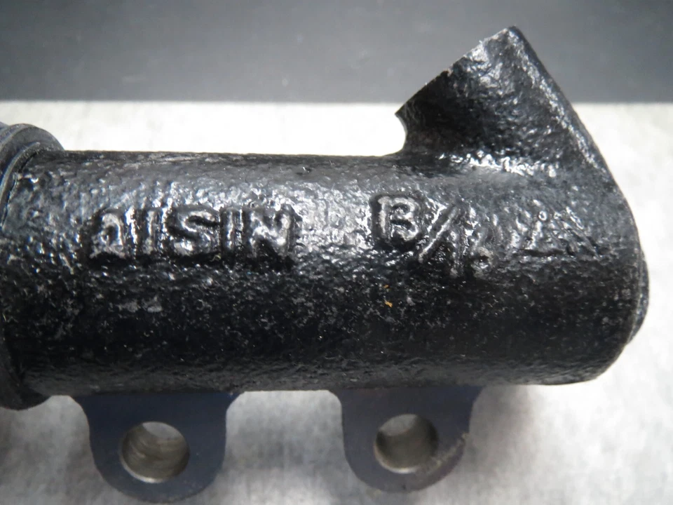 Cilindro esclavo de embrague para Toyota MR2 Supra hecho en Japón por AISIN - ¡Envío rápido! Foto 3 de 4