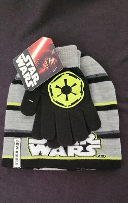 NWT DISNEY STAR WARS CHILDREN'S REVERSIBLE TOBOGGAN/BEANIE & GLOVES