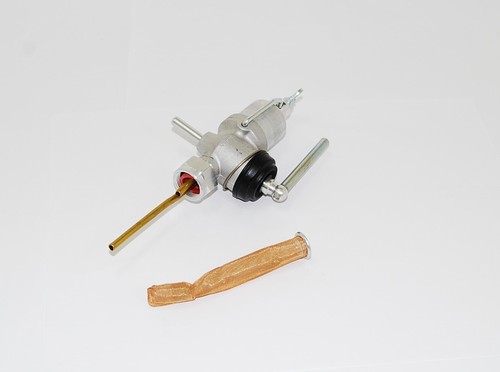 Fuel Tap Fits Volkswagen Type1 Bug 1950-1952 Type2 Bus 1952-1955 - Picture 2 of 3
